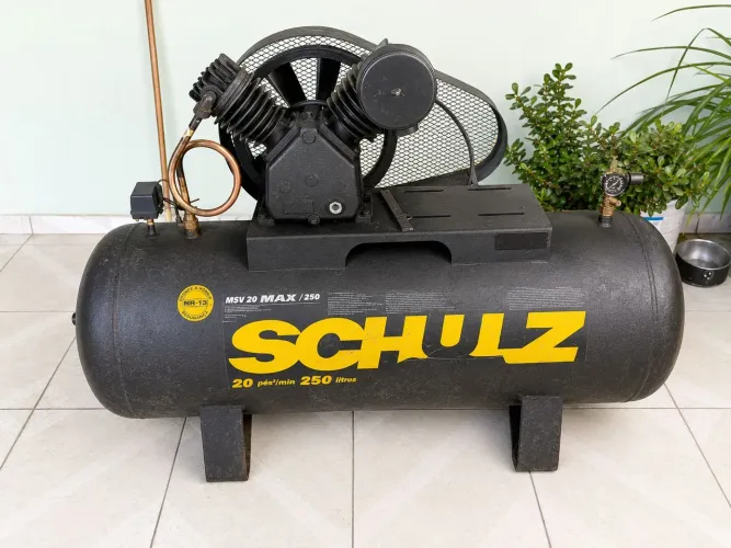 Compressor