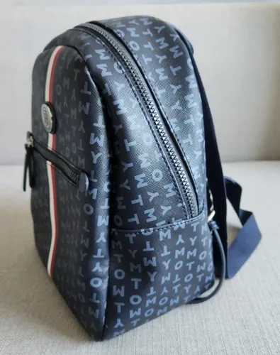 Mini Mochila Tommy Hilfiger Urban Logo Azul