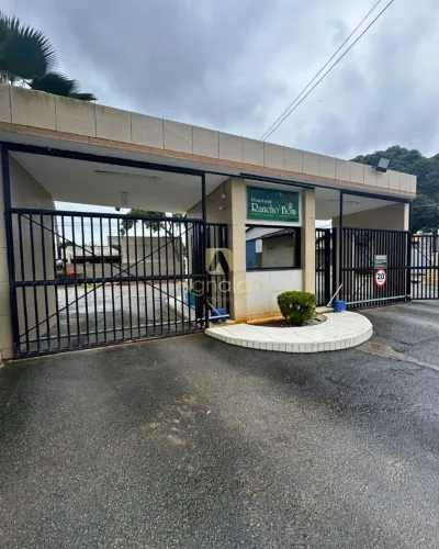 ALUGO CASA COND FECHADO 5 QTOS/PISCINA