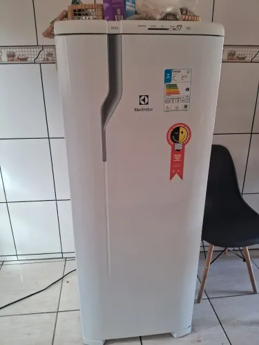 Geladeira eletrolux