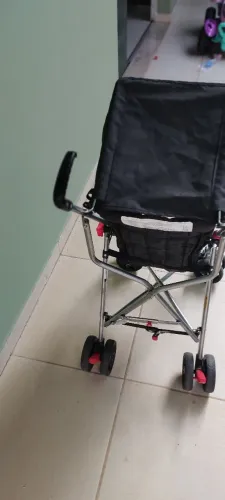 Cadeira de bebê tipo guarda chuva
