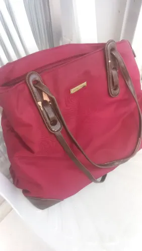 Bolsa grande e resistente