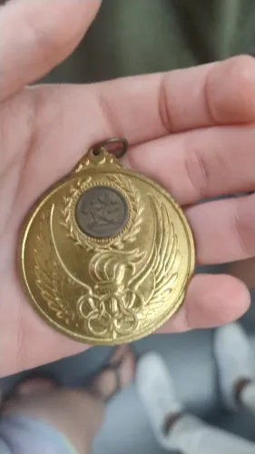 Medalha antiga Filip Aszalos