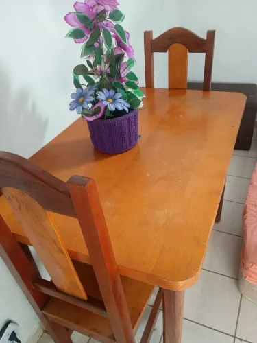 Mesa madeira pura antiga(relíquia)