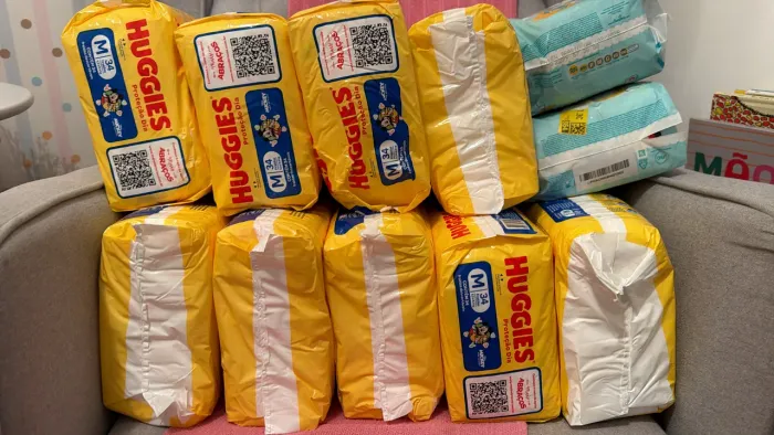 9 pacote de fraldas Huggies M 2 pacotes Pampers RN