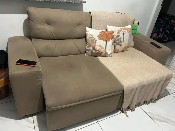 Sofá retrátil