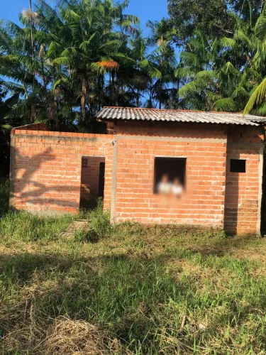 Vendo terreno parcialmente construido em Salinas
