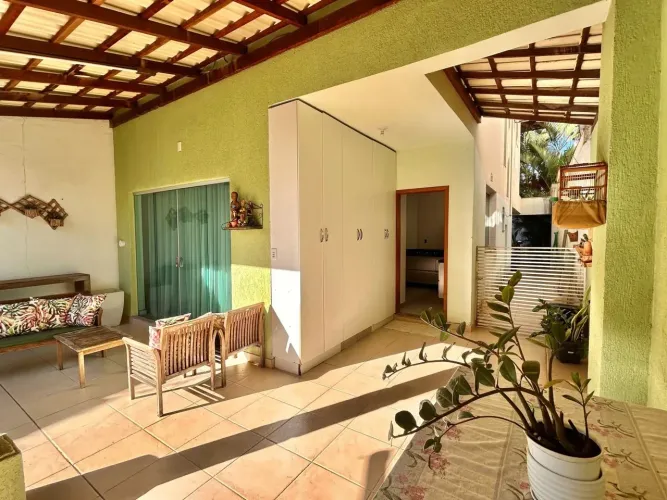 Casa com 3 quartos para alugar, 220 m² por R$ 9.500/mês - Castelo - Belo Horizonte/MG