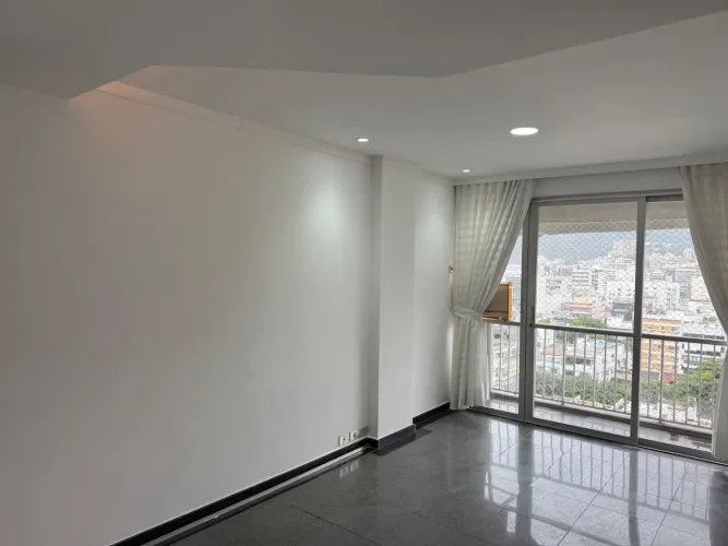 APARTAMENTO RESIDENCIAL em RIO DE JANEIRO - RJ, LEBLON