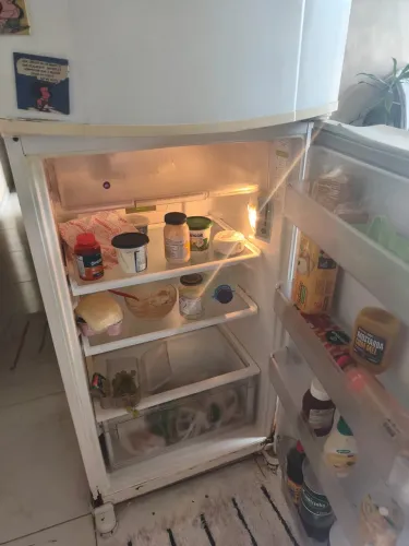 GELADEIRA