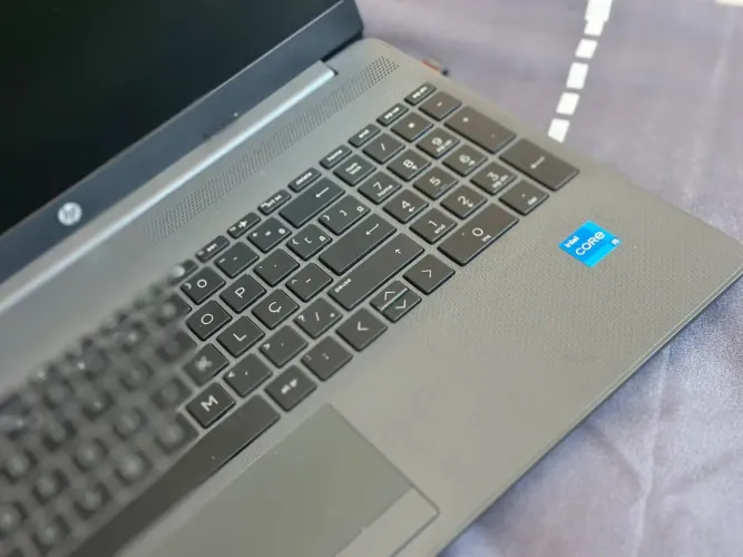 Notebook Hp core i5 13°Geração ,8gb DDR5,NVME 512 ,TELA 15.6