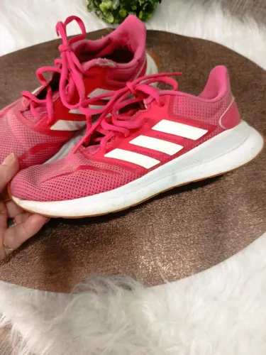 Tênis feminino 32