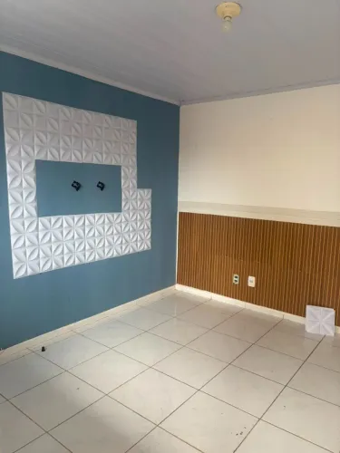 Aluguel de Apartamento 2/4 Final de Linha Lauro