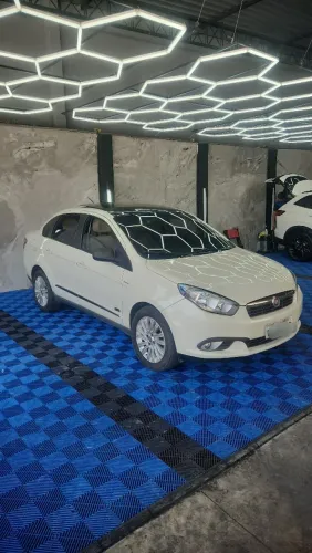 Fiat Grand Siena Essen.sublime Dual. 1.6 Flex 2014