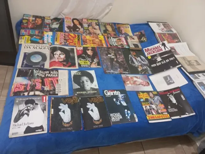 Coleção Michael Jackson - Vhs Originais, Livros, Posters e Revistas Raras