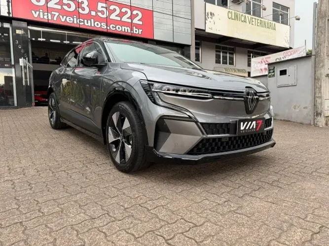 Renault Megane E-tech (elétrico) 2024