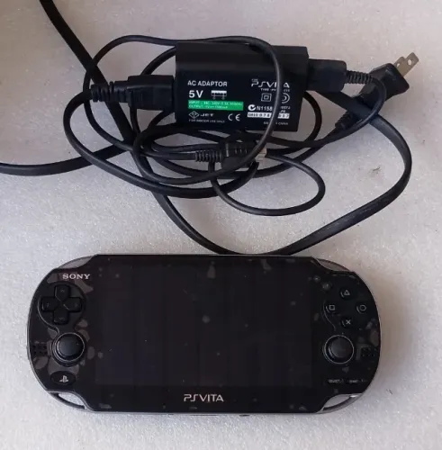 PS Vita Modelo PCH-1010 - Funcionando - Usado