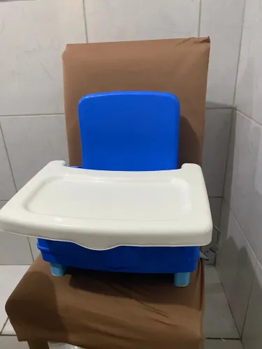 Cadeira de alimentação 