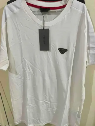 Camiseta Prada