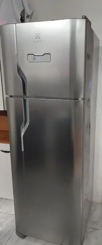 Geladeira Electrolux 310L