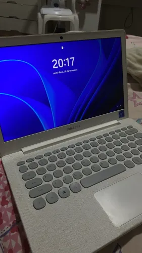 Notebook Samsung Flash F30