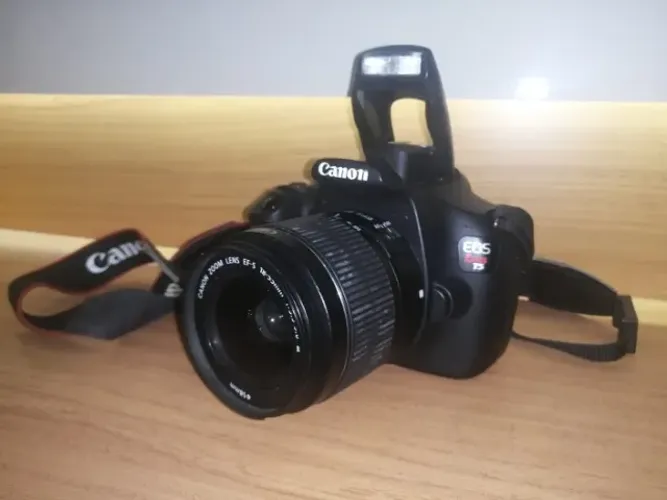 Canon T5 pouco usada