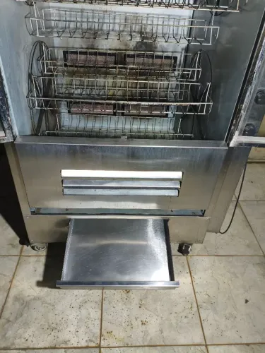 ASSADOR DE FRANGO - ASSADEIRA DE FRANGO - MAQUINA DE ASSAR FRANGO 