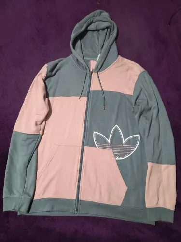 Moletom Adidas , série especial
