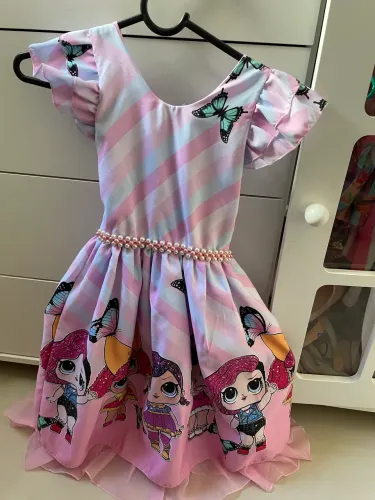 Vestido de festa infantil tema bonecas