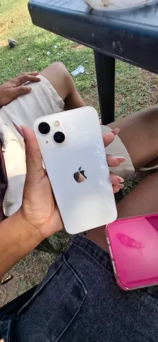 Iphone 13, 128bg aparelha ta zero e funcionando tudo perfeitamente! Tela nunca trocada