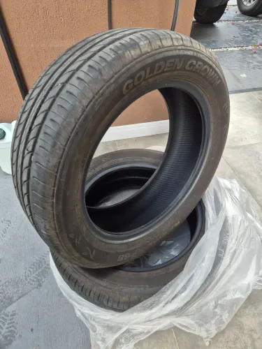 Vendo par de Pneu 225/55-18