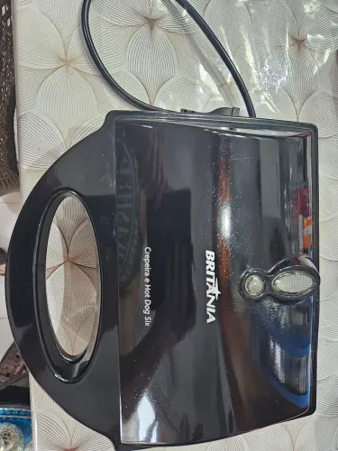 Crepeira britania 220v