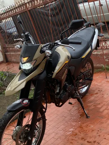 Yamaha XTZ Lander 250cc (único dono)