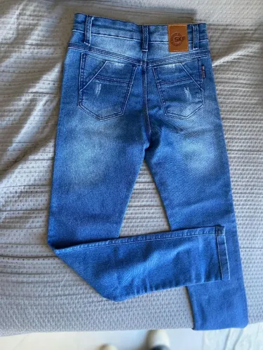 Calça Jeans nova (TAM. 12 anos)