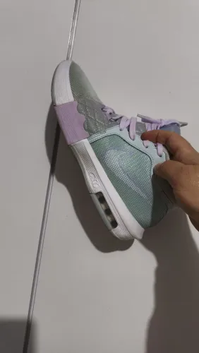 LeBron Witness 8 BLUE Glacier 