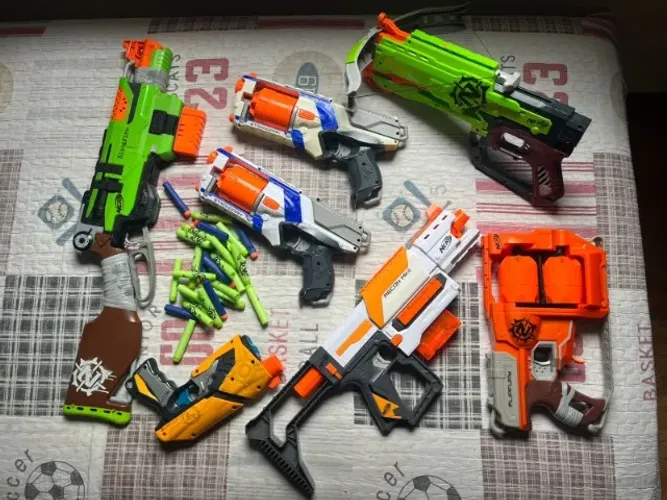 Kit de 7 Nerfs + 30 dardos! Original e Usado