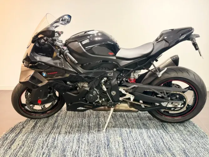 BMW S 1000 RR Preta