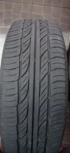 Pneu 185/60 R15 BC20 Sumitomo 