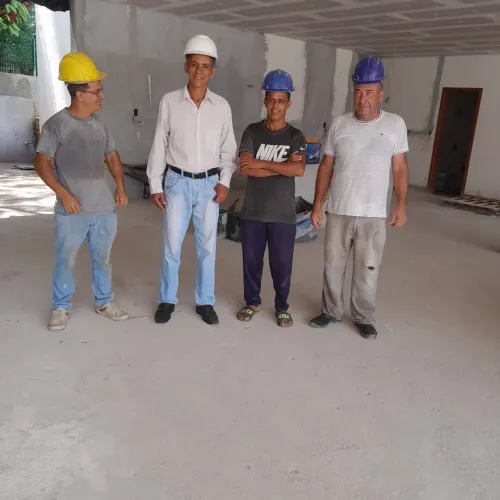 Construtor experiente disponível 