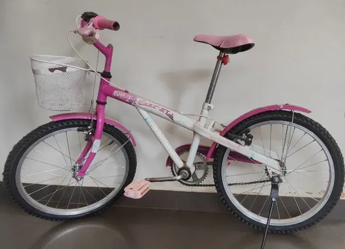 BICICLETA BIKE CALOI LULI , ARO 2O , ROSA / BRANCA , PNEUS e CÂMERAS NOVOS
