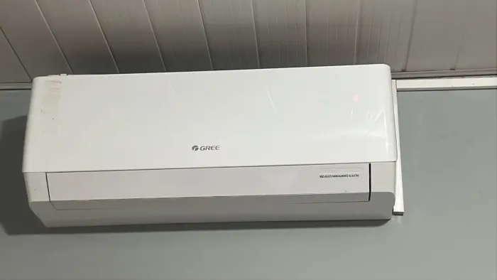 Ar Condicionado Split Hi Wall - Inverter R-32 G-classic Gree 9.000 BTUs Quente/Frio