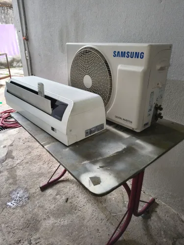Vendo ar-condicionado split marca Samsung inverter 12.000btus