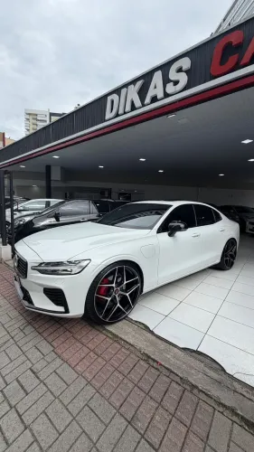 Volvo S60 T-8 R-design 2.0 407cv 4P Híbrido 2021