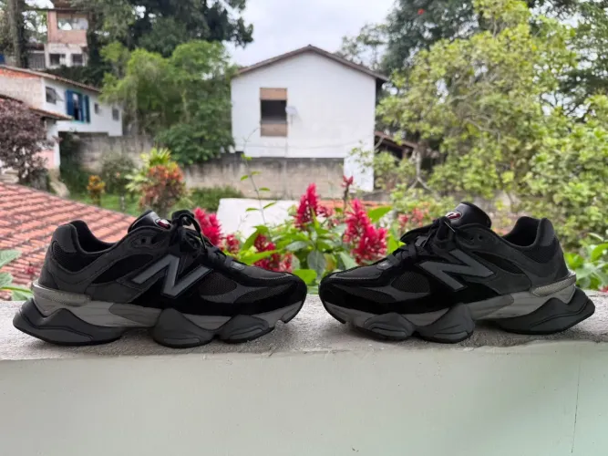 New Balance 9060