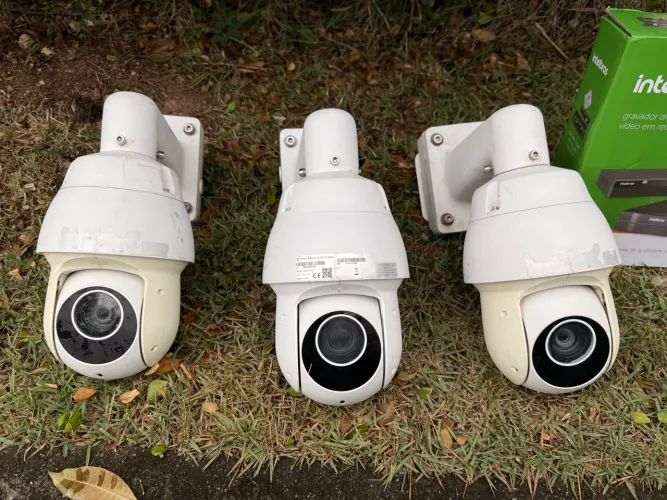 Câmera Speed Dome Amcrest 4MP PTZ IP (Mod. IP4M-1053EW) - Vendo Lote ou Unidade