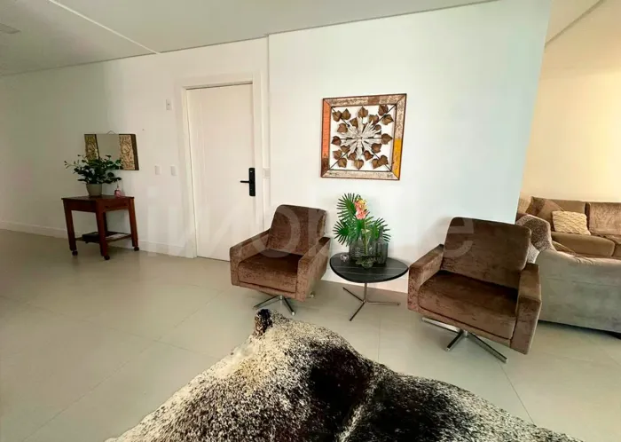Apartamento Mobiliado no Edifício Ocean Garden em Itapema