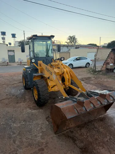 Pá carregadeira fóton
