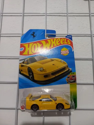 Hot wheels f40 amarelo 