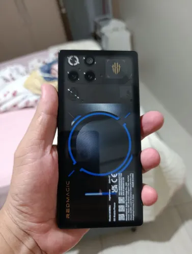 Celular RedMagic pro + 24 de Ram e 1 Tb 