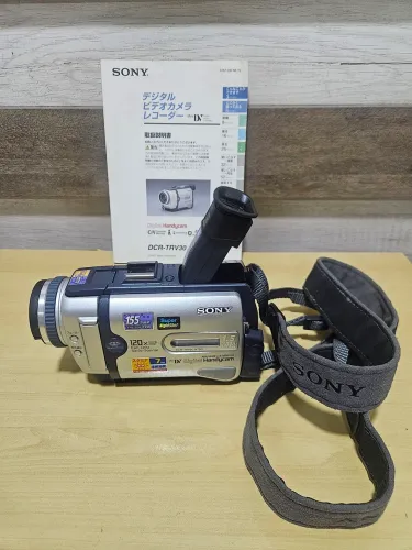 Filmadora Sony Handycam DCR-TRV30